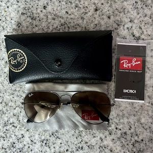 Ray Ban Metal Aviator Sunglasses RB3025 55mm Gunmetal Frame Brown Lens Authentic